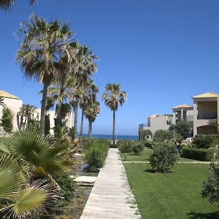 Cassiopeia 3-bedroom House On With Pool Апартаменти *