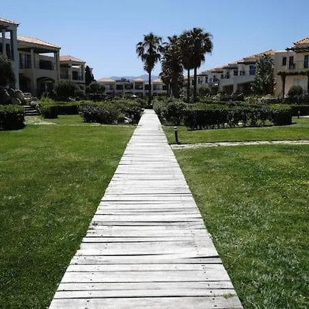 Appartamento Cassiopeia 3-bedroom House On With Pool *