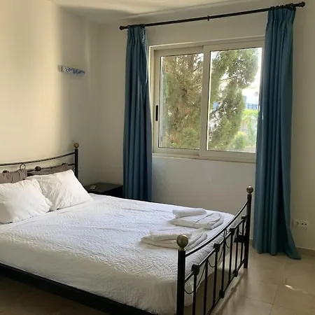 Cassiopeia 3-bedroom House On With Pool Appartamento
