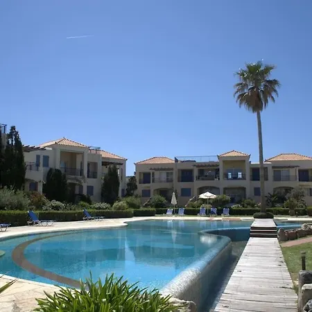 Cassiopeia 3-bedroom House On With Pool