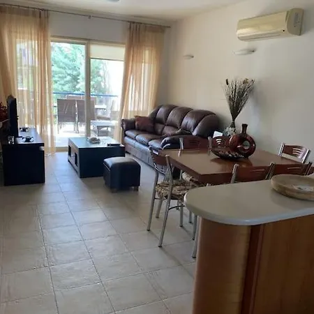 Cassiopeia 3-bedroom House On With Pool