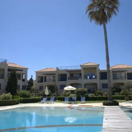 Appartamento Cassiopeia 3-bedroom House On With Pool